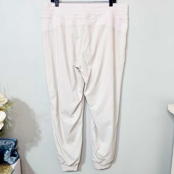 Lululemon Dance Studio Joggers Bone Off White Size 14 Like New - Picture 7 of 14